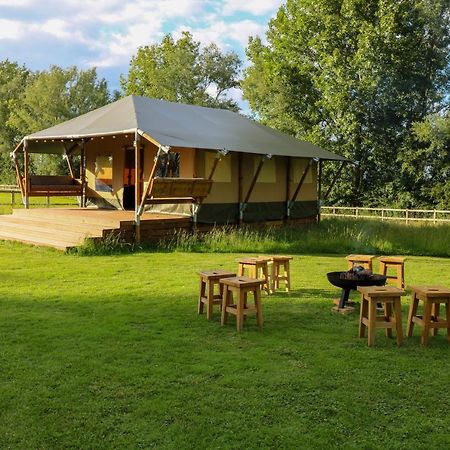 Horsley Hale Farm Glamping Hotel อีลี ภายนอก รูปภาพ