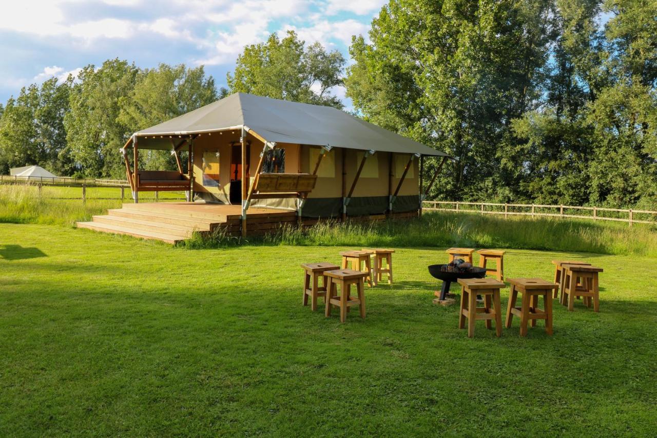 Horsley Hale Farm Glamping Hotel อีลี ภายนอก รูปภาพ