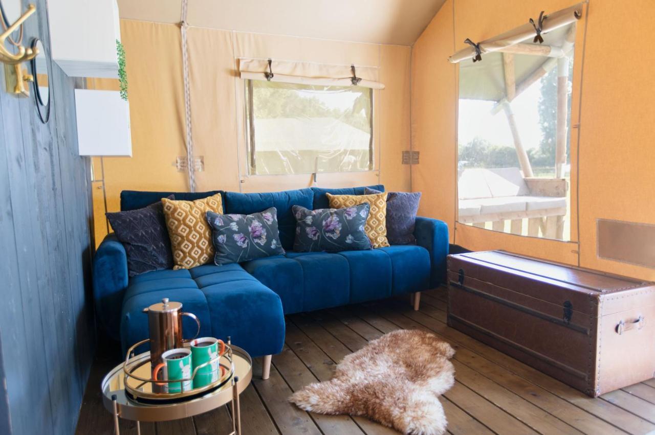 Horsley Hale Farm Glamping Hotel อีลี ภายนอก รูปภาพ