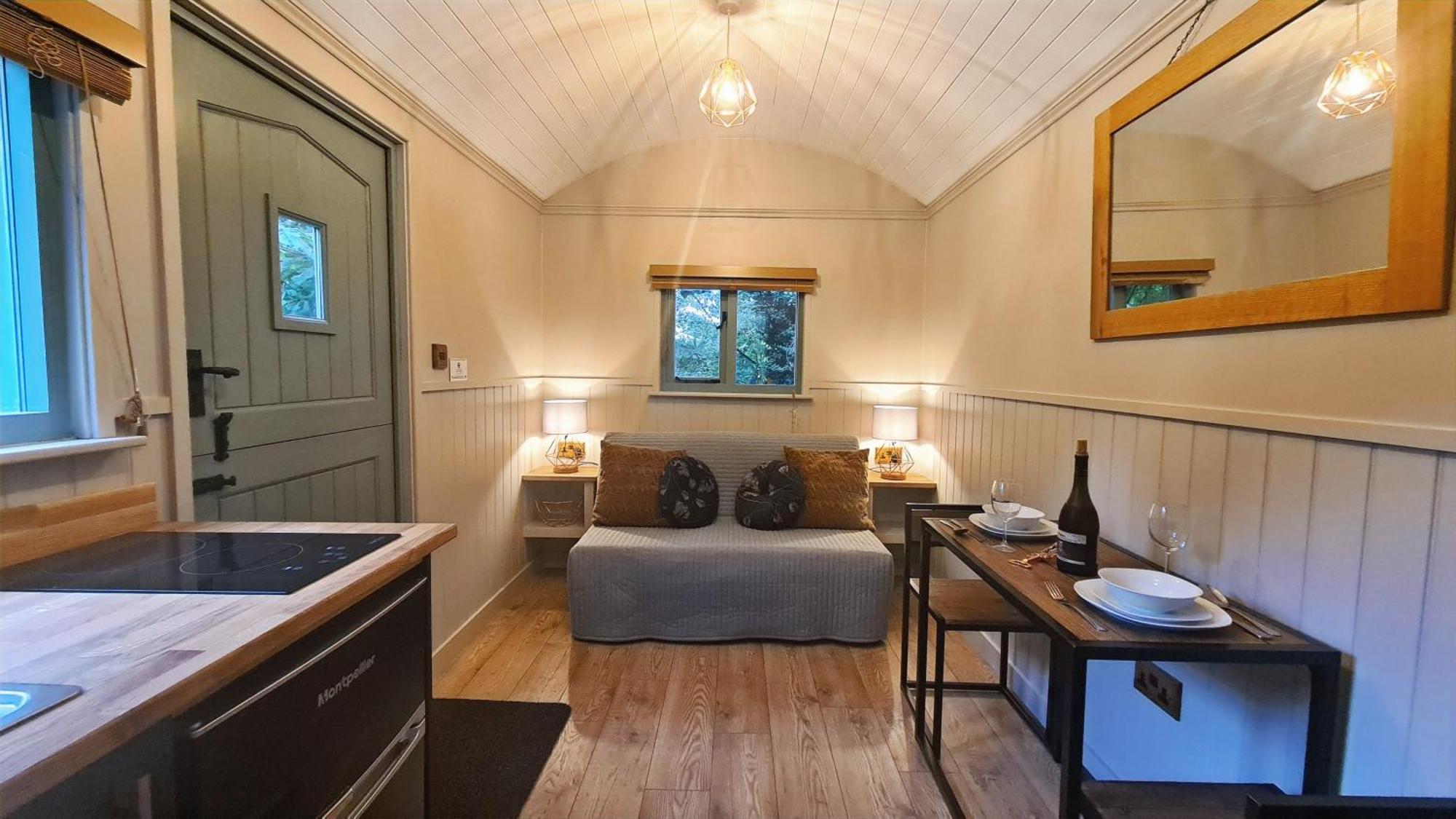 Horsley Hale Farm Glamping Hotel อีลี ห้อง รูปภาพ
